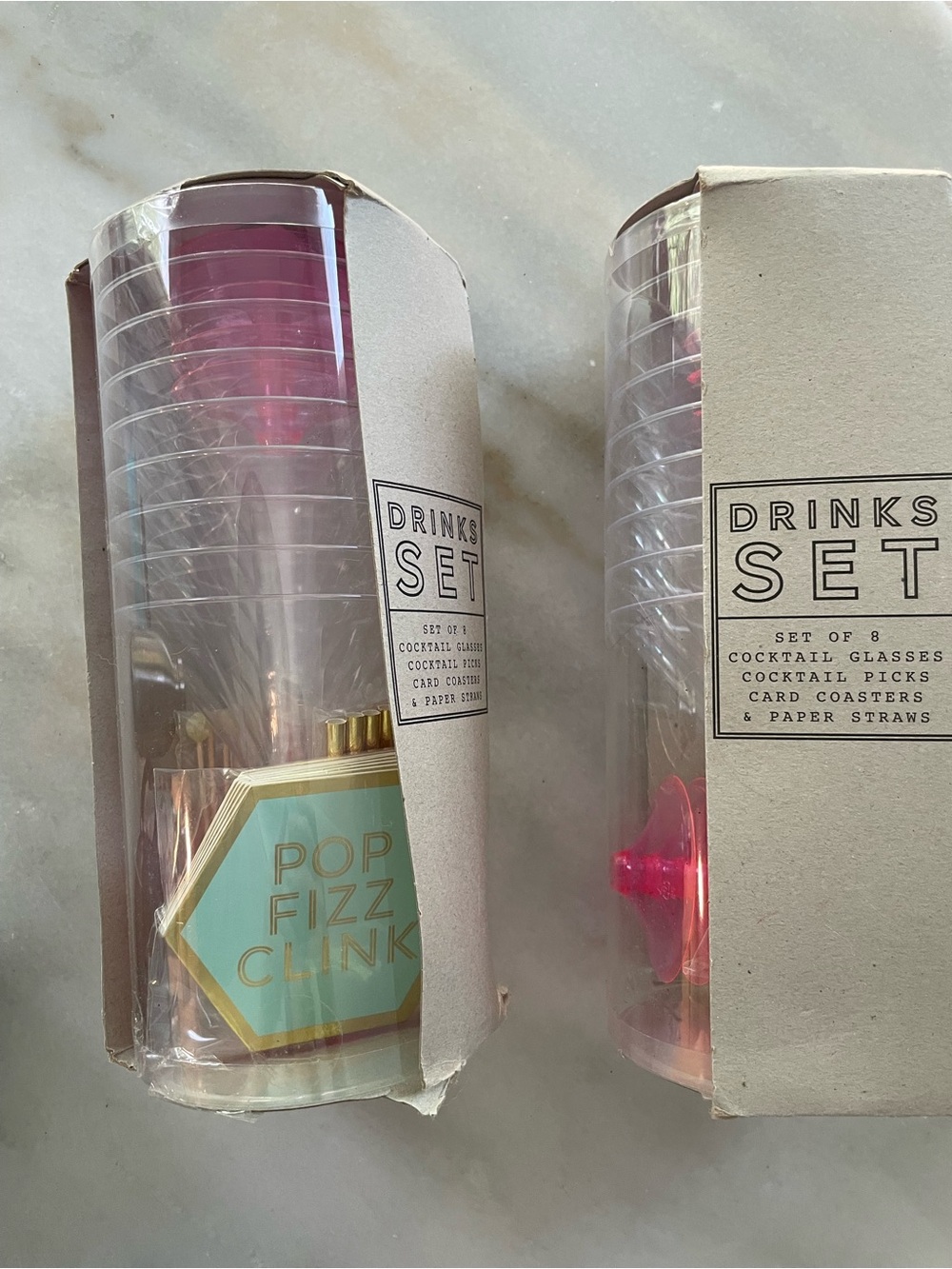 Drinks Set Cocktail Glasses & Picks - Pink -